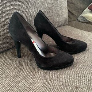 Nine West Rocha Suede Pump